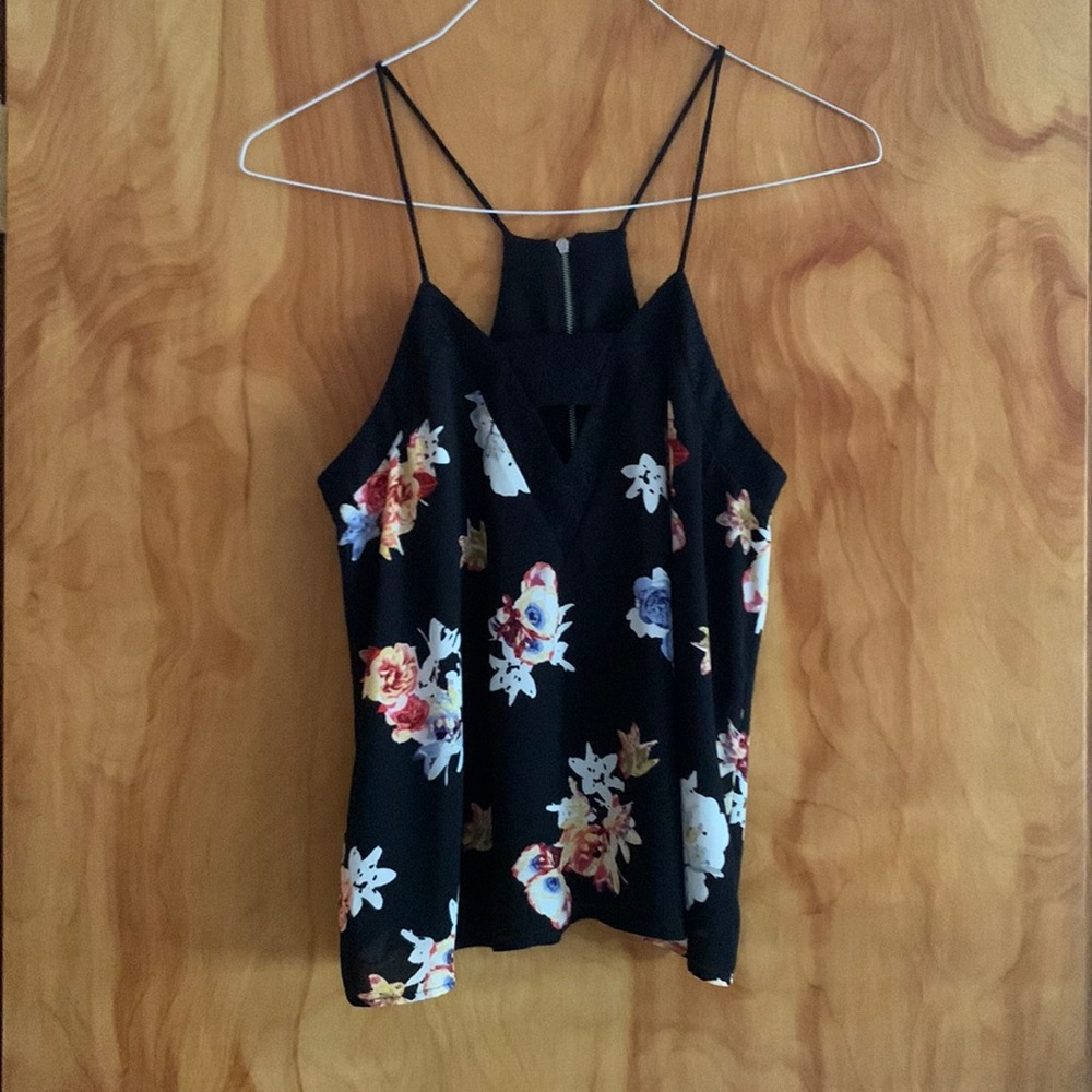Express floral keyhole tank